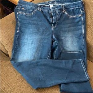 Maurices size 18 skinny leg jeans